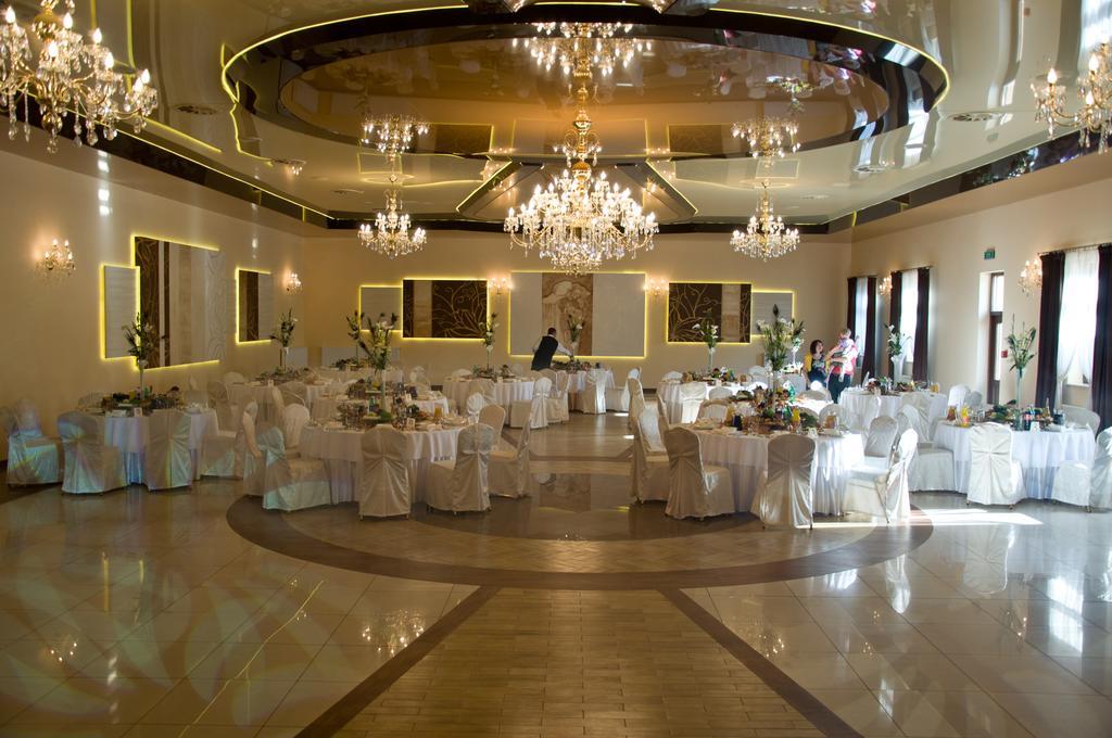 Hotel Diament - Zajazd U Przemka زغيرش المظهر الخارجي الصورة